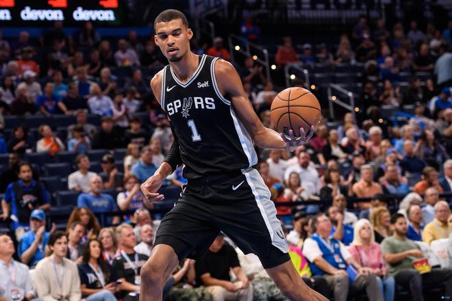 此前籍籍无 此前籍籍无